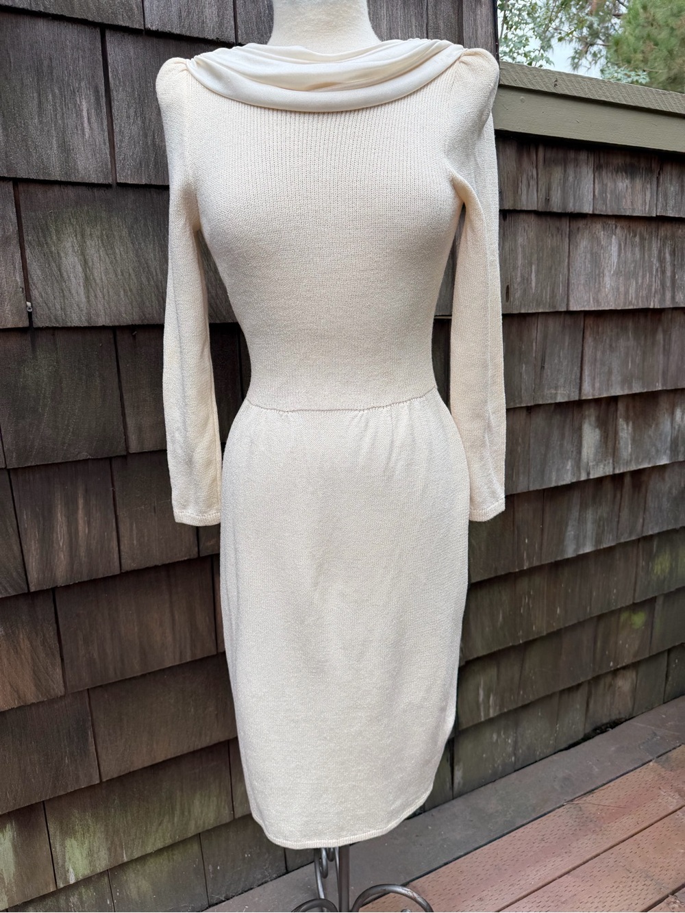 Vintage St. John Santana knit ivory dress backless scoop with scarf draped Sz S - Picture 8 of 11